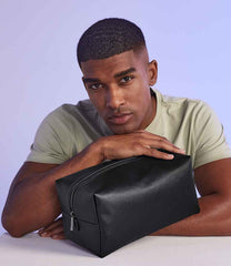 BagBase Boutique ToiletryAccessory Case